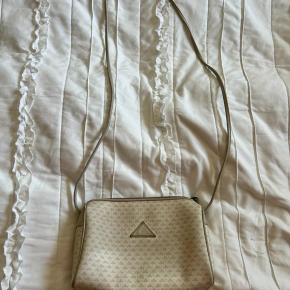Liz Claiborne Purse Beige Triangle Logo Leather Trim  Bag X Body Vtg 80s 1984 - Picture 1 of 13